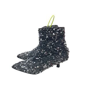 Sparkling shoes size 8